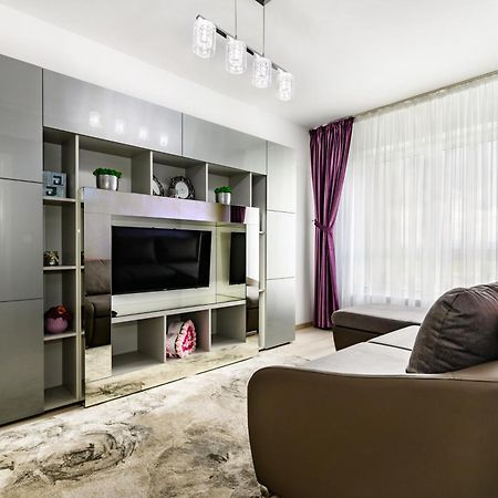 Luxury Apartment Avantgarden 3 Brasov Bagian luar foto
