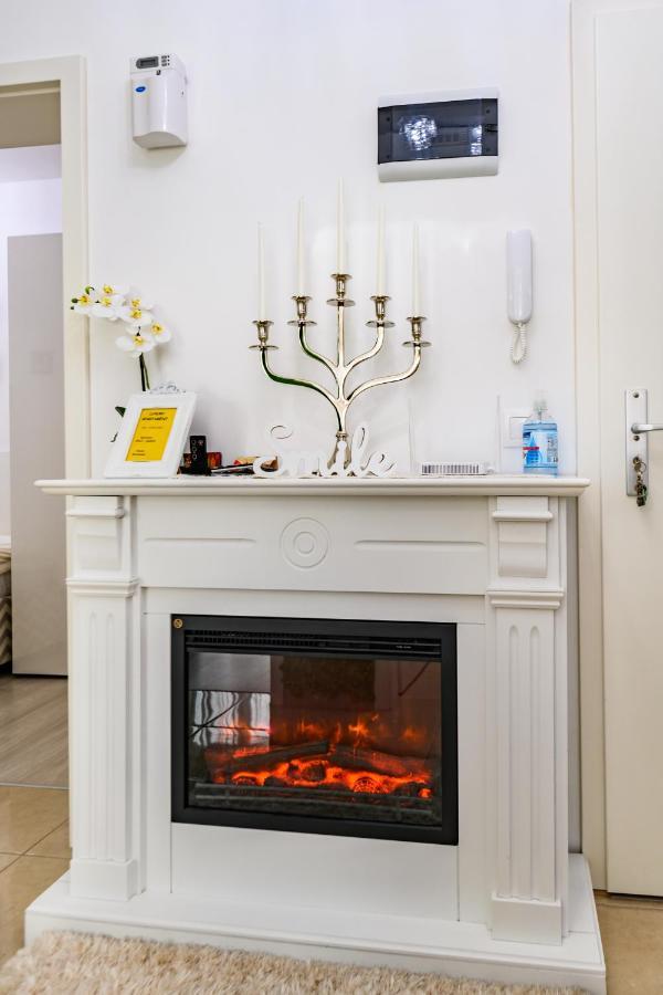 Luxury Apartment Avantgarden 3 Brasov Bagian luar foto