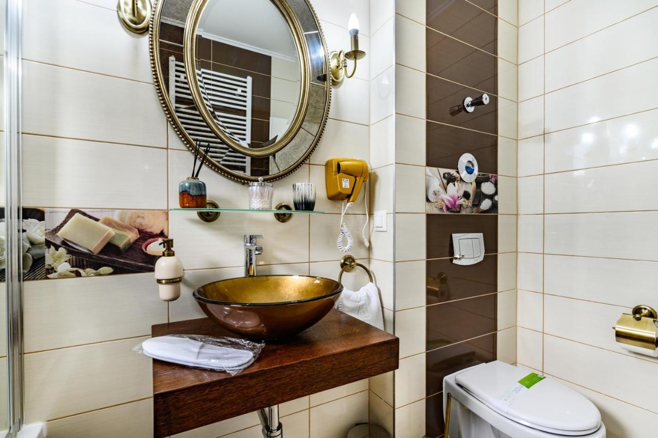 Luxury Apartment Avantgarden 3 Brasov Bagian luar foto