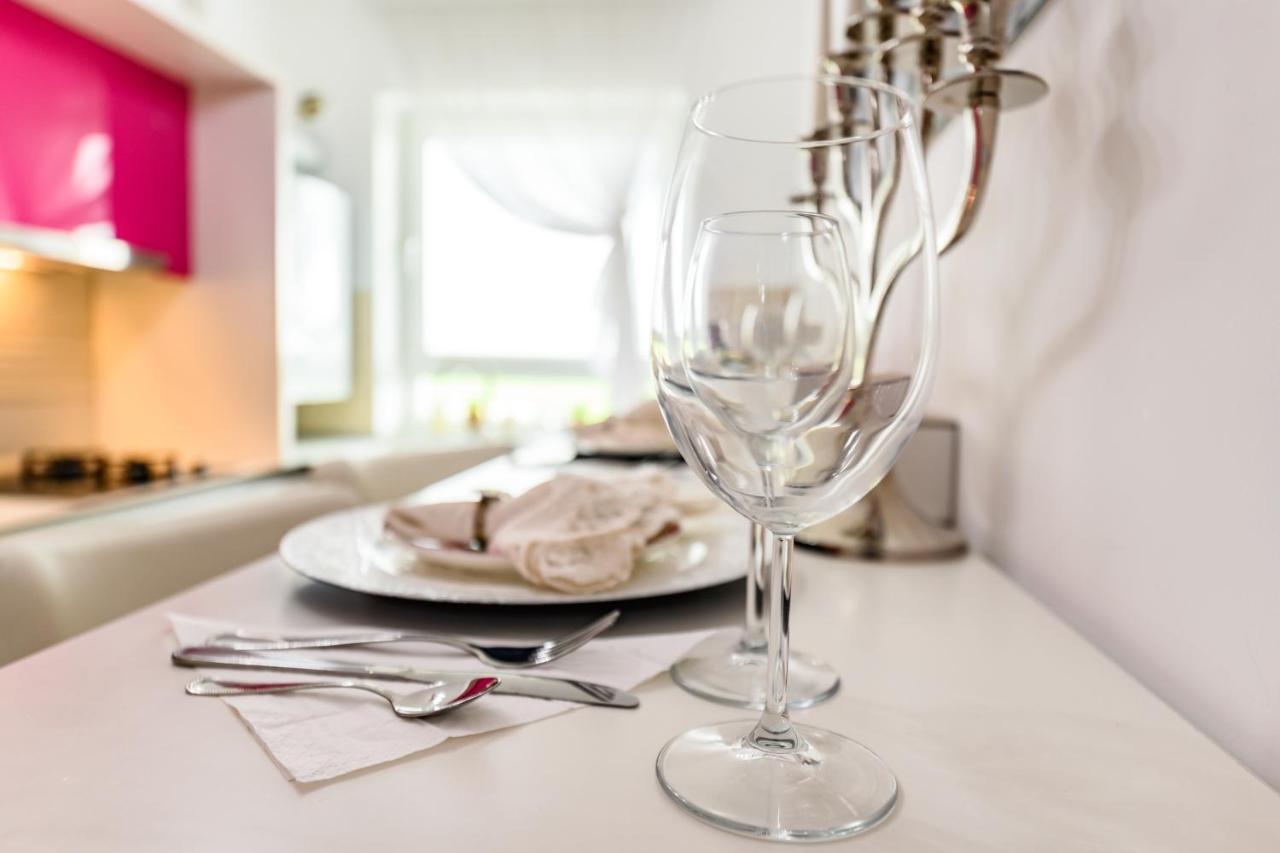 Luxury Apartment Avantgarden 3 Brasov Bagian luar foto